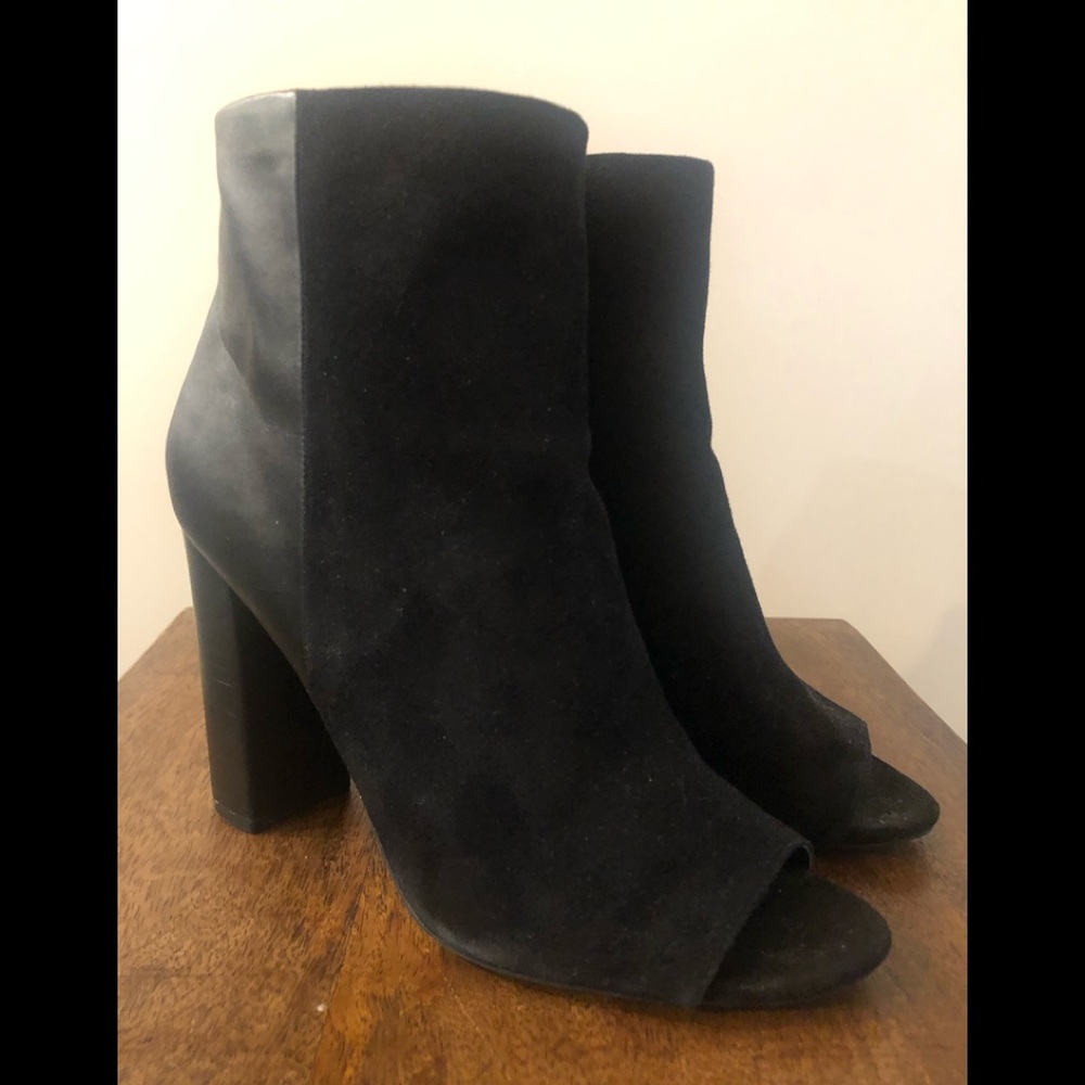Sam Edelman size 9M open toe black bootie